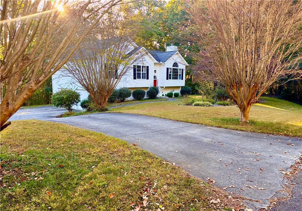 81 W Creekview Dr., Jasper, GA 30143