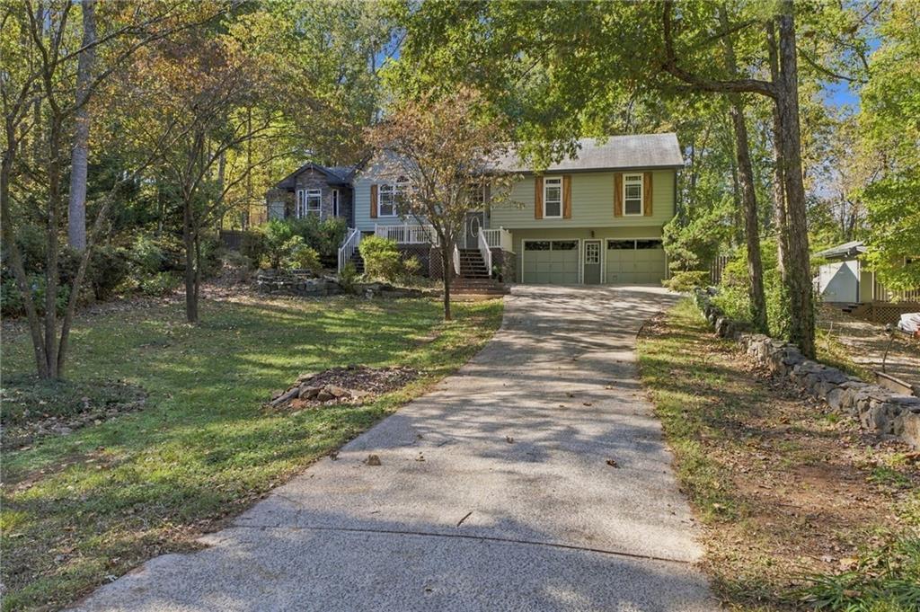 605 Hickory Creek Ln., Woodstock, GA 30188