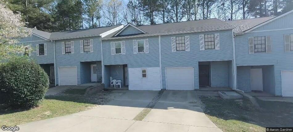 3208 Pine Tree Tr. #15D, Atlanta, GA 30349
