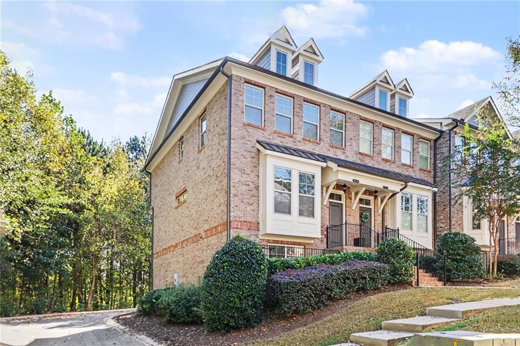 7910 Willoughby Ct., Alpharetta, GA 30005