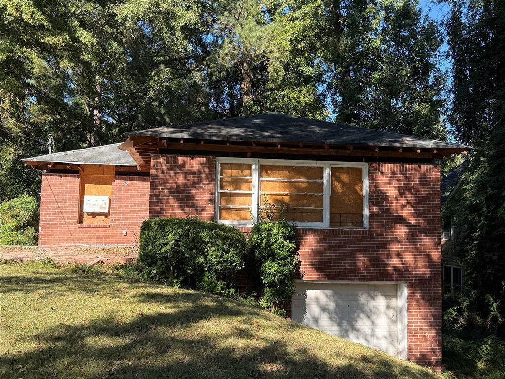1553 Ezra Church Dr., Atlanta, GA 30314