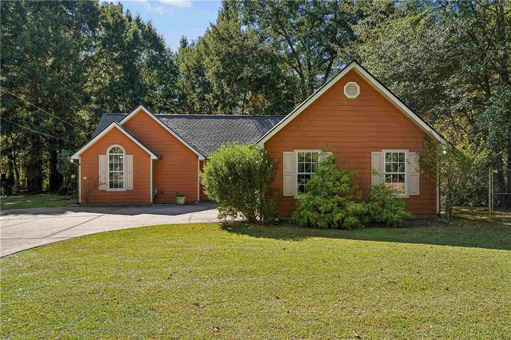 726 Keys Ferry Rd., Mcdonough, GA 30252
