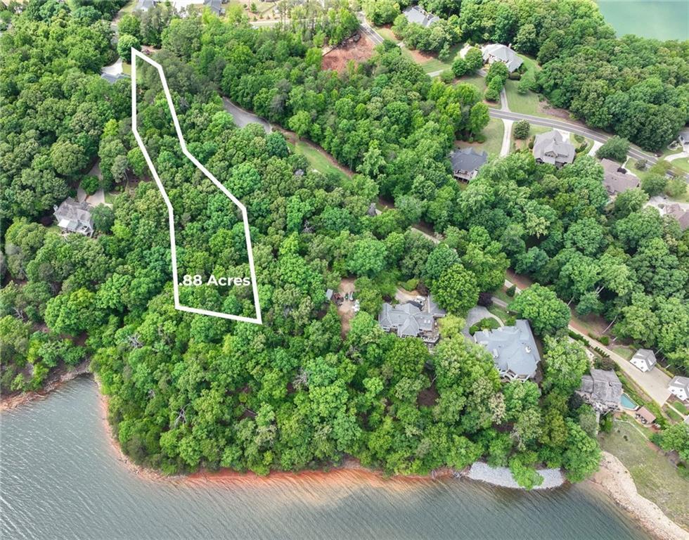 206 Lake Pointe Dr., Gainesville, GA 30506