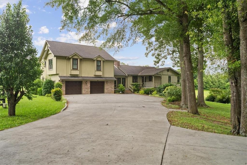 295 Craigtown Rd., Calhoun, GA 30701