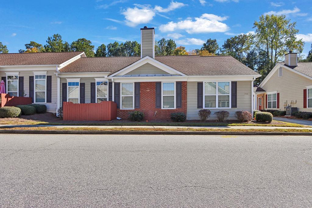 205 Accord Ln., Grayson, GA 30017
