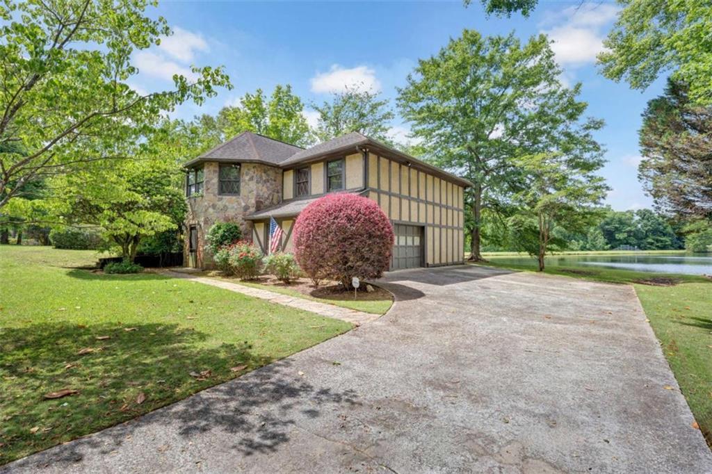 2145 Hampton Tr., Conyers, GA 30013