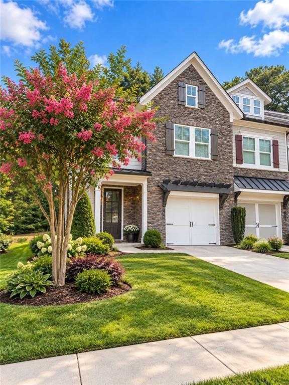 154 Bellehaven Dr., Woodstock, GA 30188