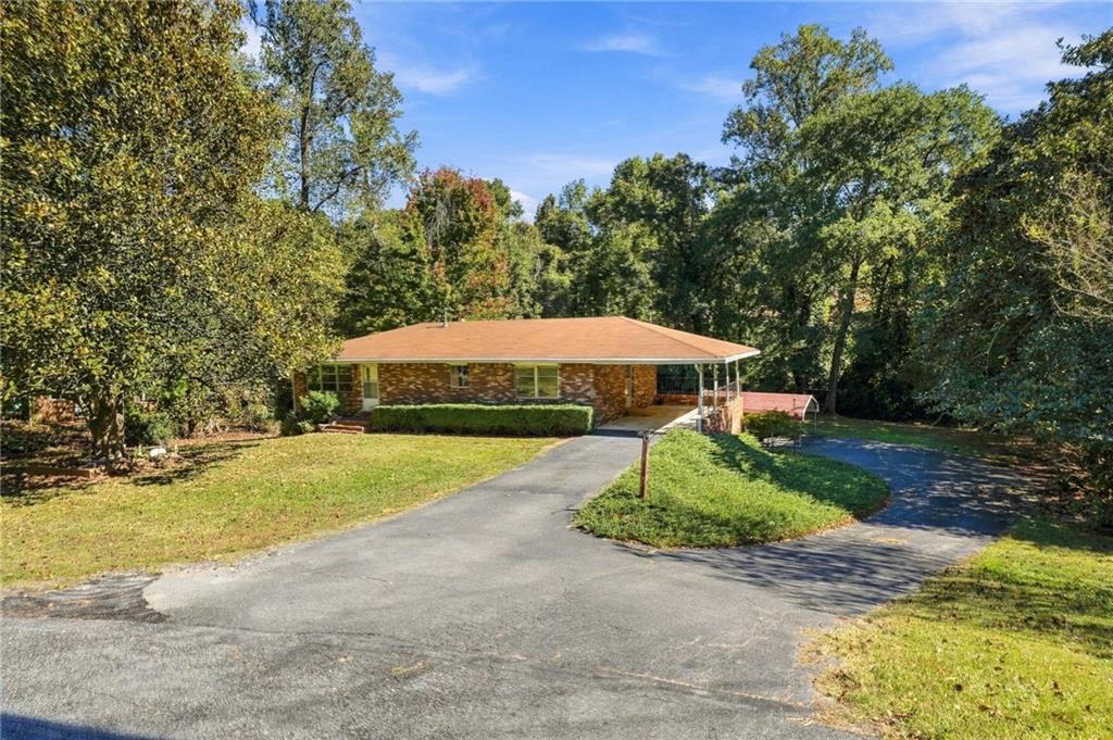 314 Shoal Creek Rd., Canton, GA 30114