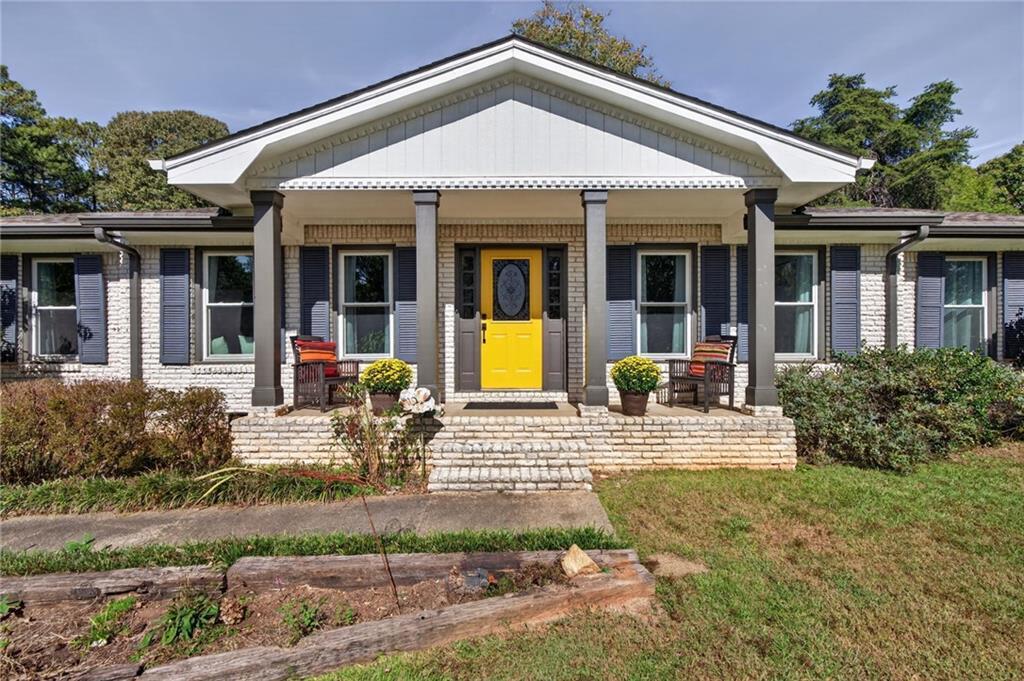4842 Jennifer Ln., Douglasville, GA 30135