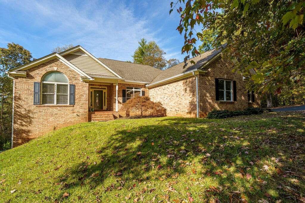 89 Parks Mountain Rd., Ellijay, GA 30540