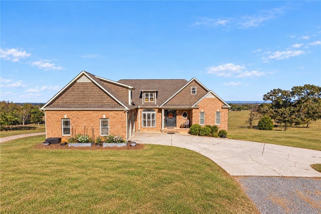 166 Erwin Hill Church Rd., Adairsville, GA 30103