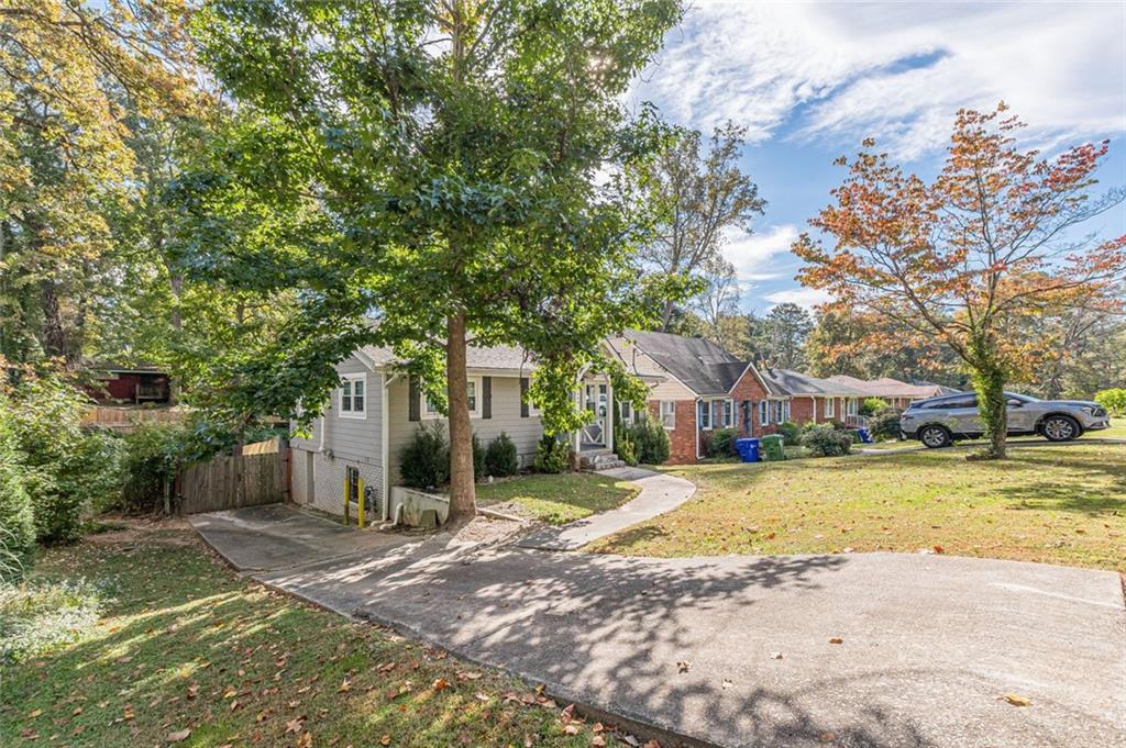 664 Clover St., Atlanta, GA 30310
