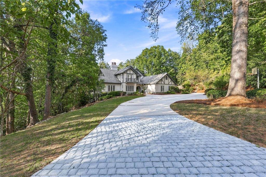 1340 Dixon Cir., Gainesville, GA 30501
