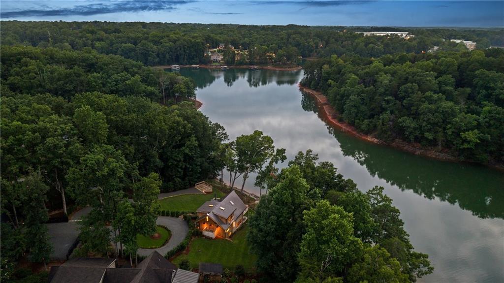 6011 Blackberry Ln., Buford, GA 30518