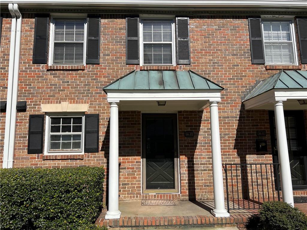 6700 Roswell Rd. #65, Sandy Springs, GA 30328