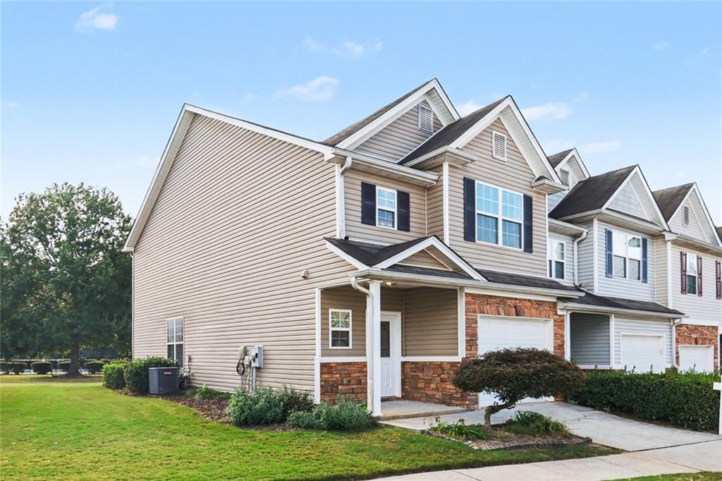4661 Beacon Ridge Ln., Flowery Branch, GA 30542