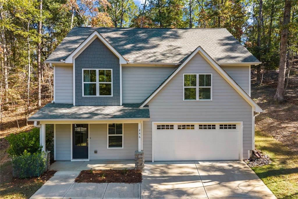 246 Lakeview Cir., Waleska, GA 30183