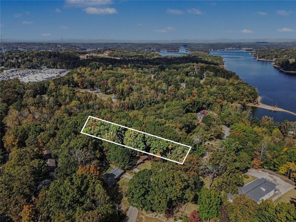 1003 Lakemont Dr., Gainesville, GA 30501
