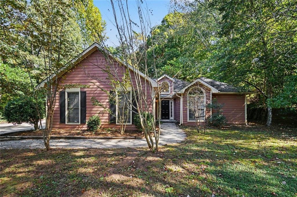 2215 Arbor Forest Tr., Marietta, GA 30064