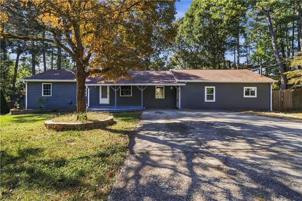 1557 Brighton Ct., Lawrenceville, GA 30043