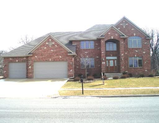 350 Viking Ct., Sycamore, IL 60178