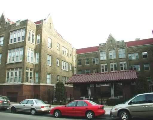 615 W Addison St. #1, Chicago, IL 60613
