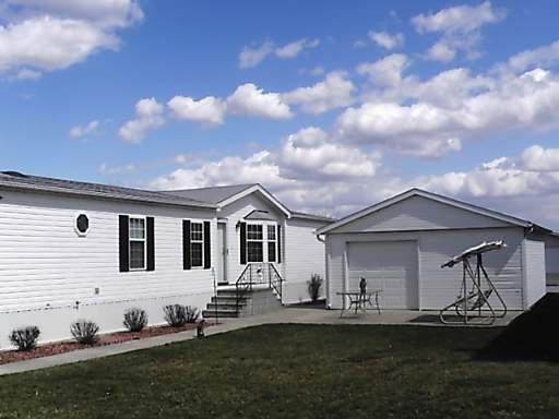 94 Petunia Circle, Matteson, IL 60443