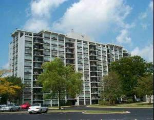 8815 W Golf Road #11A, Niles, IL 60714