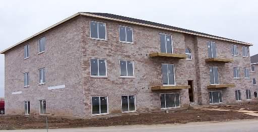 565 Strack Street #302, Cortland, IL 60112