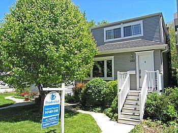 2413 Hastings Ave., Evanston, IL 60201
