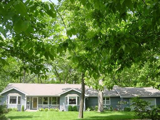 713 Council Hill Rd., East Dundee, IL 60118