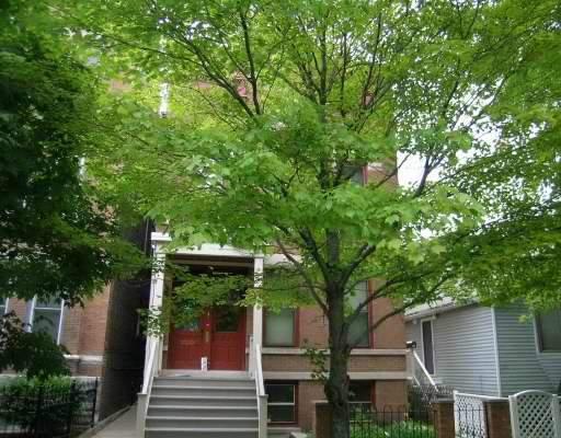 2333 N Janssen Ave, Chicago, IL 60614