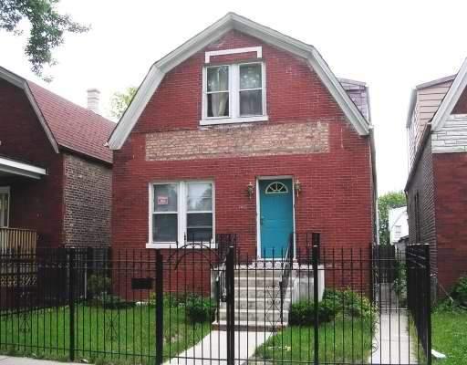 1102 N Karlov Ave, Chicago, IL 60651
