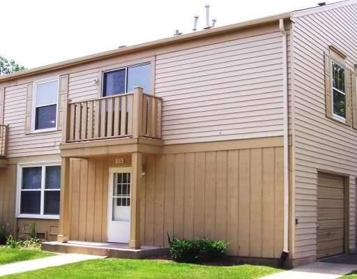 429 James Ct. #D, Glendale Heights, IL 60139