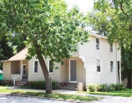 989 St Charles Street, Elgin, IL 60120