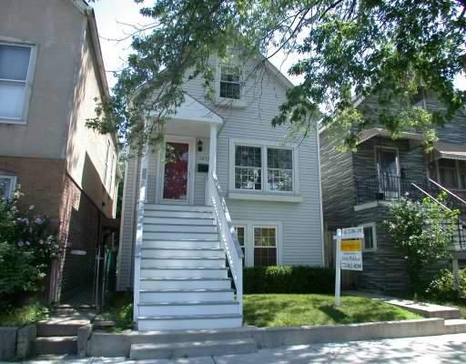 2853 N Ashland Ave., Chicago, IL 60657