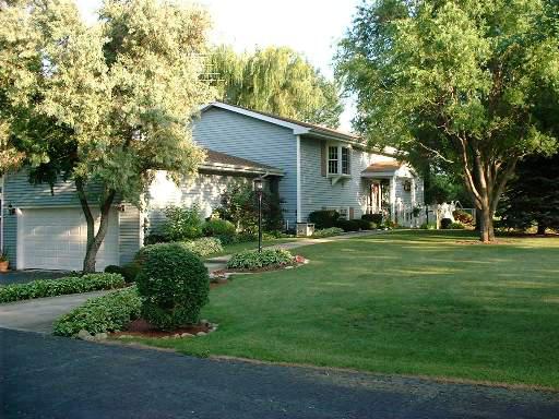 28571 N Lemon Rd, Mundelein, IL 60060