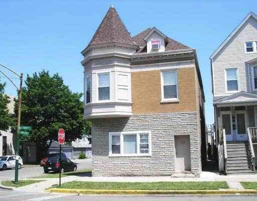 3355 N Troy St., Chicago, IL 60618