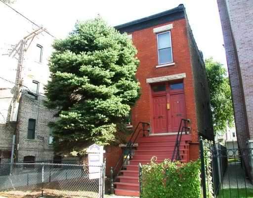 1615 W Barry St., Chicago, IL 60657