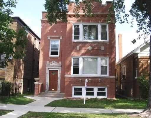 5054 W Schubert Ave., Chicago, IL 60639