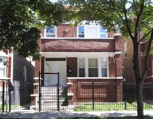 711 N Trumbull Ave., Chicago, IL 60624