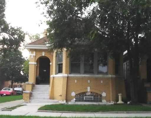 7156 S Artesian Ave, Chicago, IL 60629