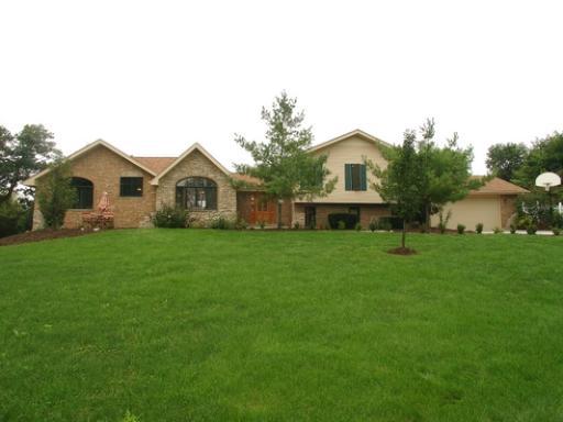 9417 W Steger Rd., Frankfort, IL 60423