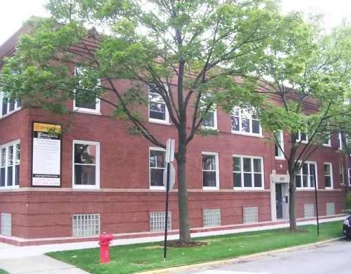 3303 W Cullom #1B, Chicago, IL 60618