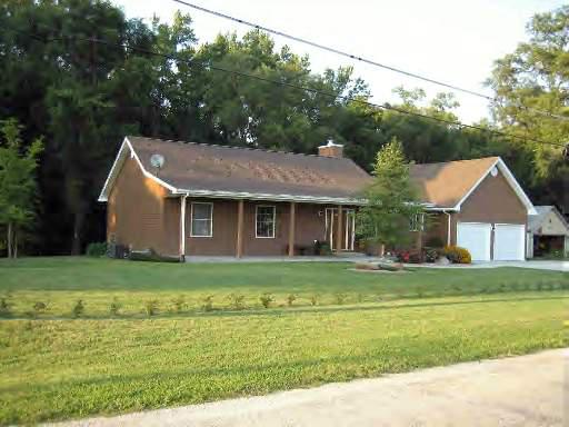 805 E 5000 S. Rd., Kankakee, IL 60901