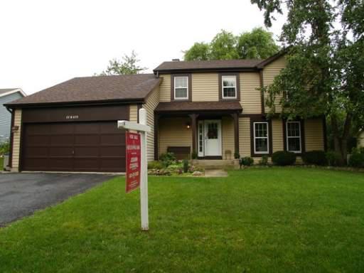 27W079 Walnut Drive, Winfield, IL 60190