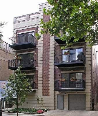 663 W Barry #2C, Chicago, IL 60657