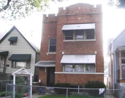 4243 N Bernard St, Chicago, IL 60618