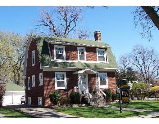 303 N Brainard Ave, La Grange Park, IL 60526