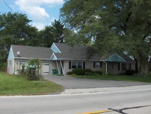 8595 Freeport Rd, Durand, IL 61024